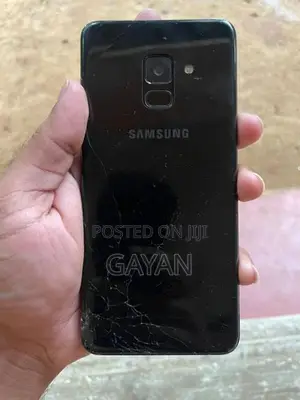 Samsung Galaxy A8 (Used)