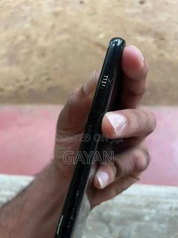 Samsung Galaxy A8 (Used)
