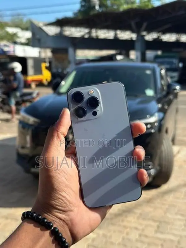 Apple iPhone 13 Pro (Used)