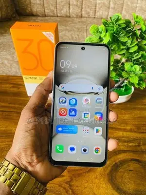 Tecno Spark 128GB (Used)