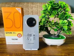 Tecno Spark 128GB (Used)