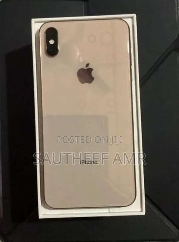 Apple iPhone XS Max (Used)