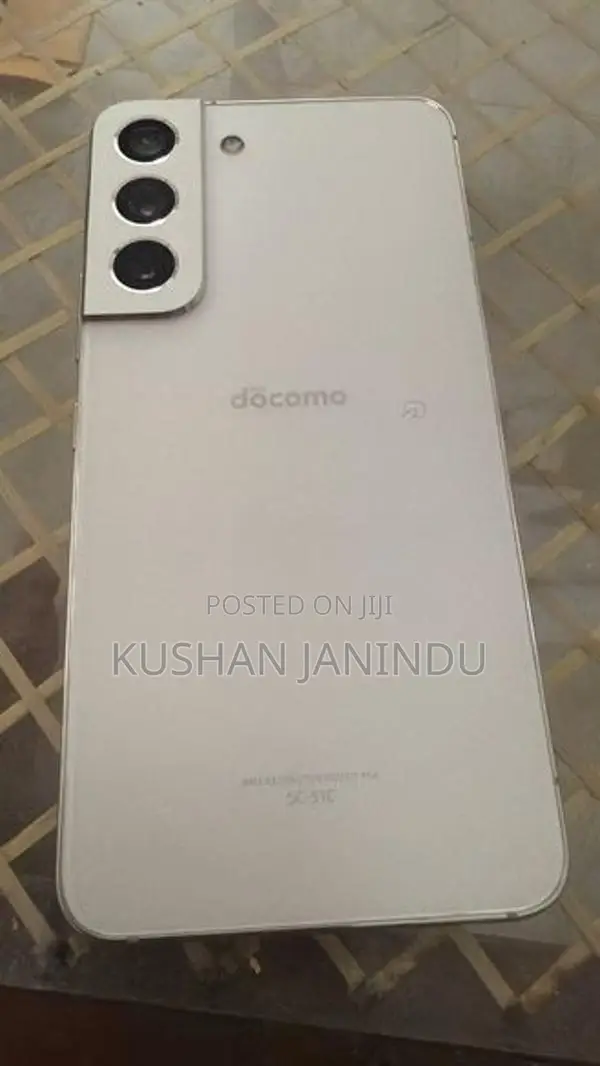 Samsung Galaxy S22 (Used)