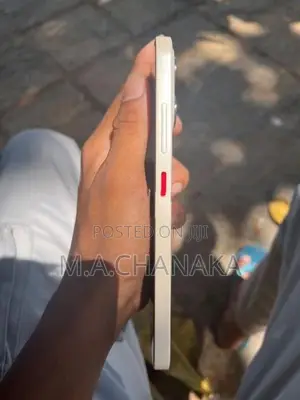 ZTE nubia v80 Design (Used)