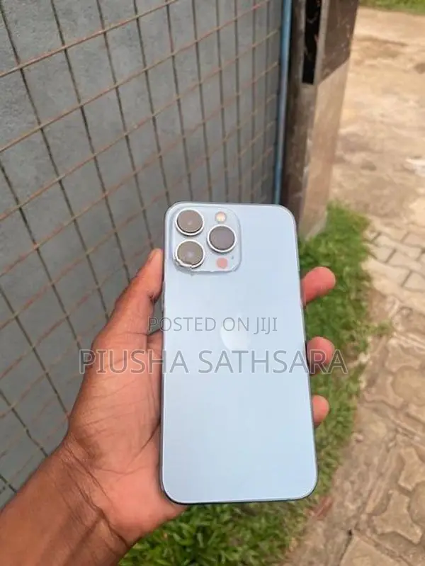 Apple iPhone 13 Pro (Used)