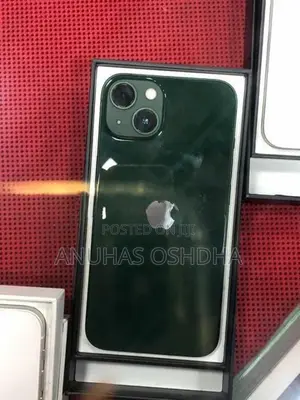 Apple iPhone 13 (Used)