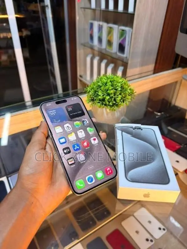 Apple iPhone 15 Pro Max (Used)
