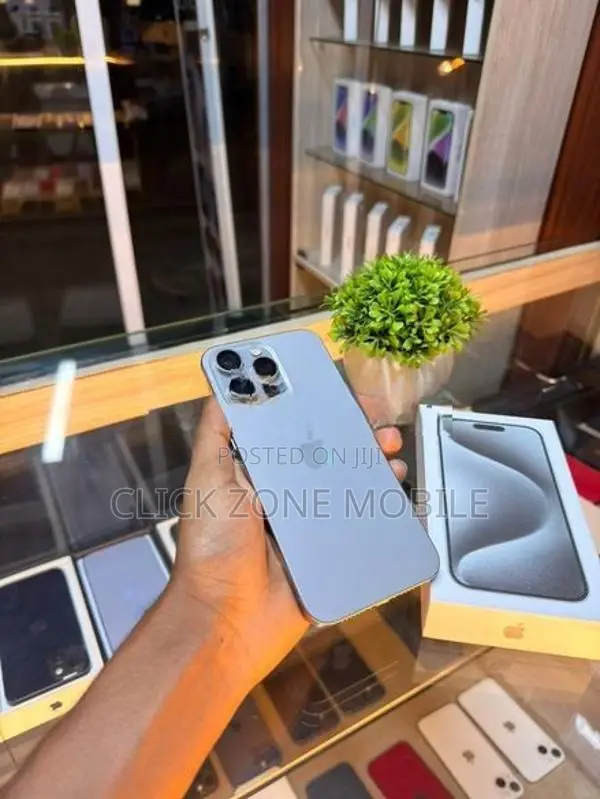 Apple iPhone 15 Pro Max (Used)
