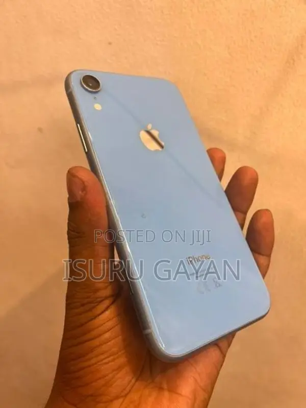 Apple iPhone XR (Used)