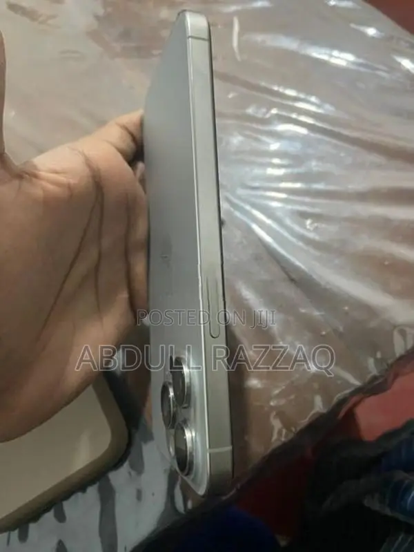 Apple iPhone 15 Pro Max (Used)