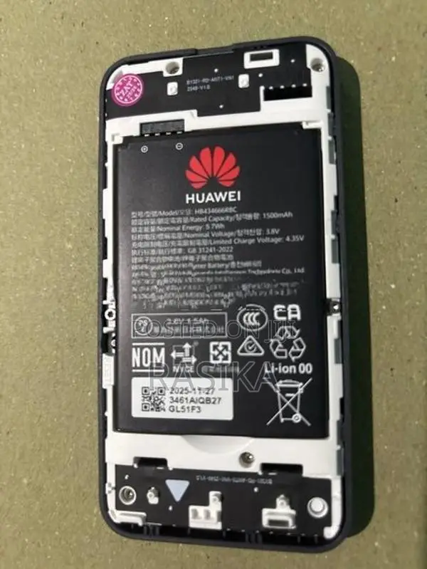 Huawei E5586 Pocket Router
