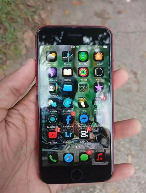 Apple iPhone SE 3 128GB (Used)