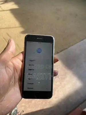 Apple iPhone SE 3 3rd Generation (Used)