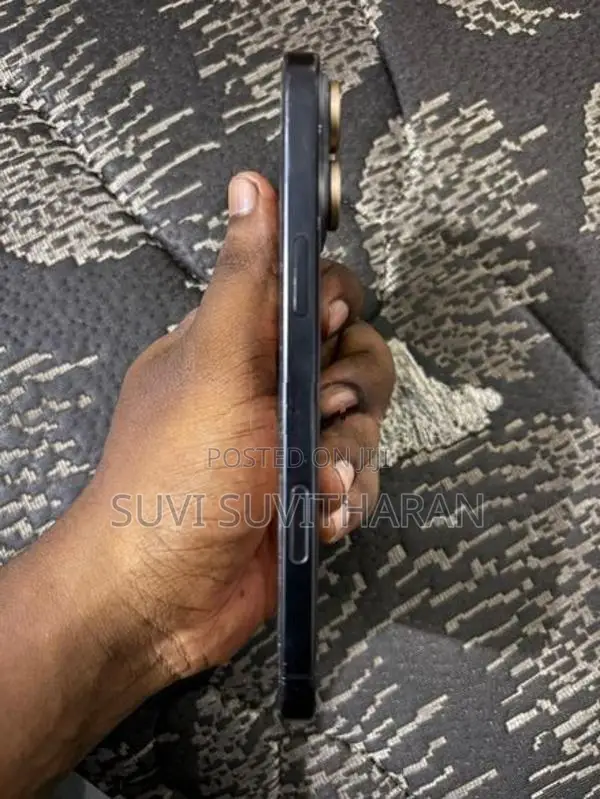 Apple iPhone 16 Pro Max (Used)