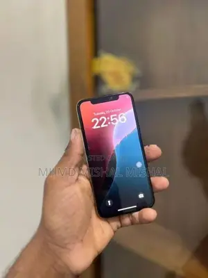 Apple iPhone XS (Used)