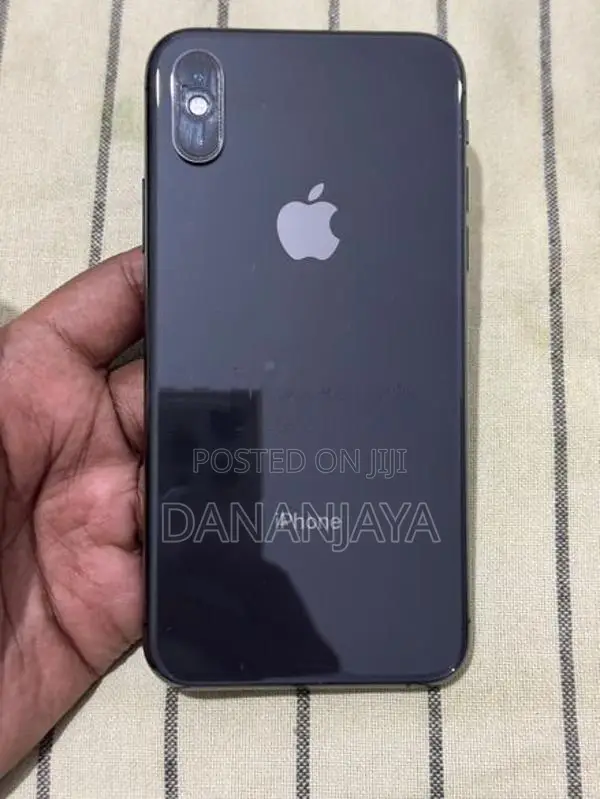 Apple iPhone XS 256GB (Used)