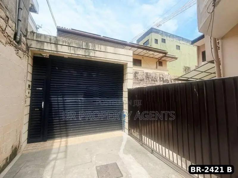 Two-Storey House for Sale in Colombo 06