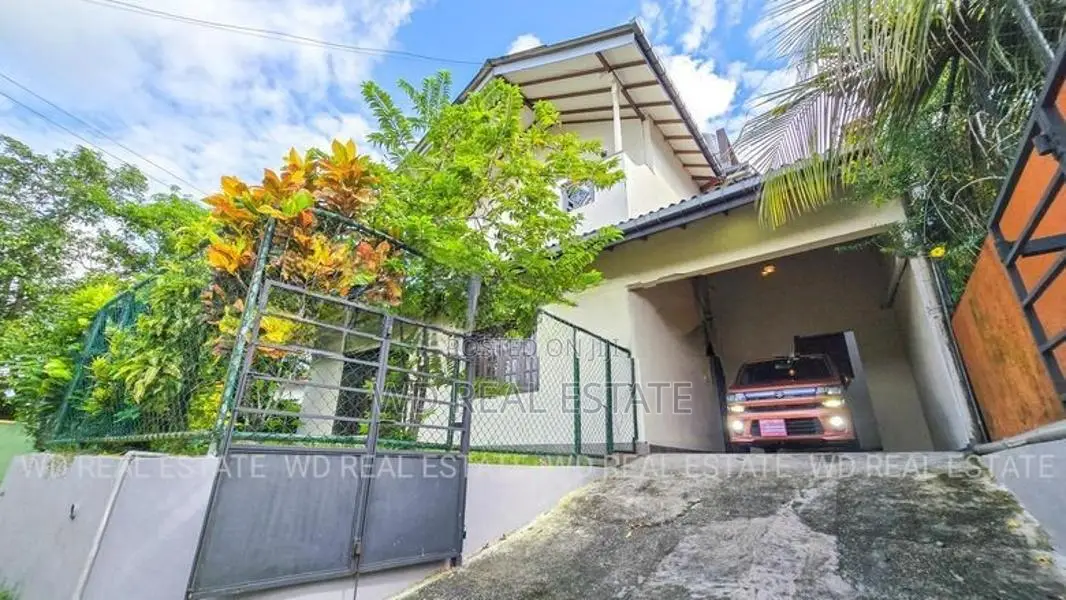 Kottawa Siddamulla 11 Perch 4BR Luxury House For Sale
