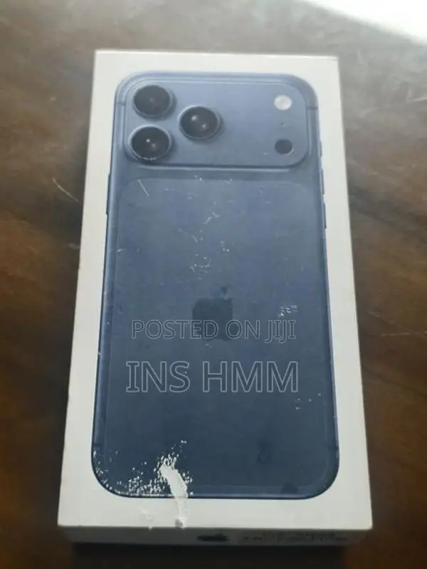 Apple iPhone 17 Pro Max (Used)