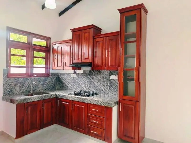 Single House For Sale IN Homagama Kirwathtuduwa