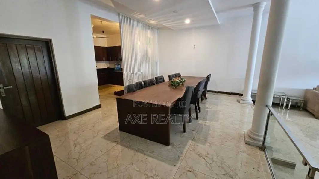 5 Bed House For Rent In Colombo 07
