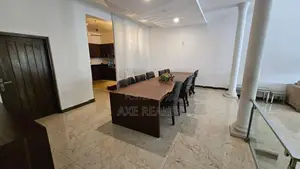 5 Bed House For Rent In Colombo 07