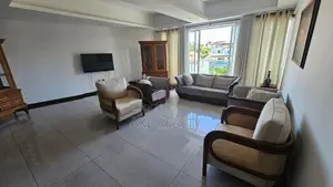 3 Bed Apartment For Rent - Furnished In Colombo 7