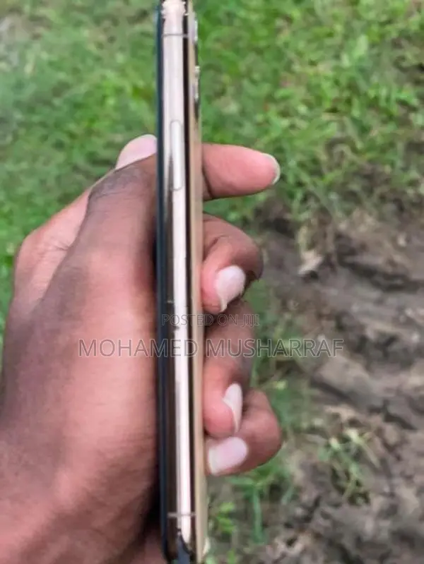 Apple iPhone 11 Pro GB (Used)