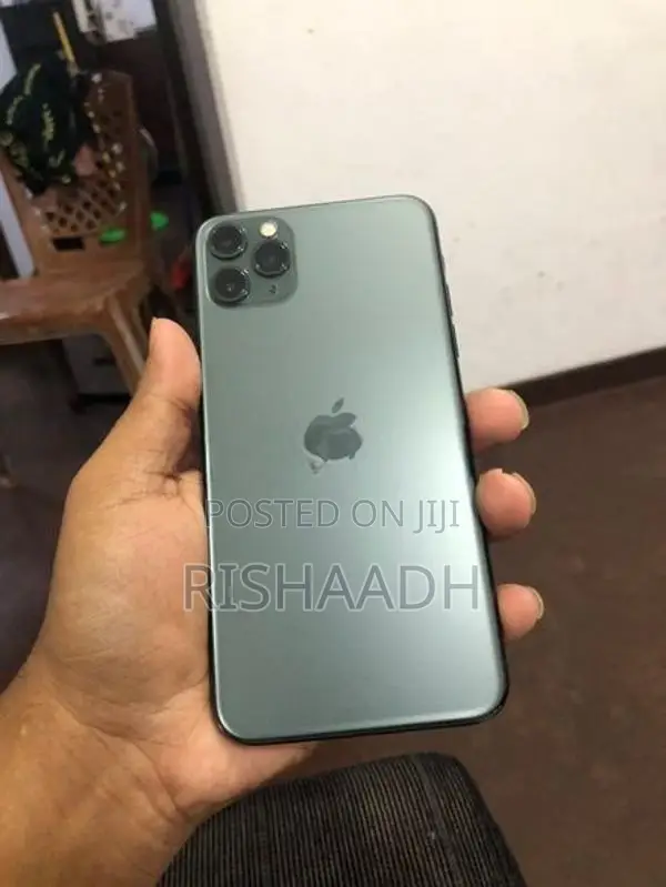 Apple iPhone 11 Pro Max (Used)