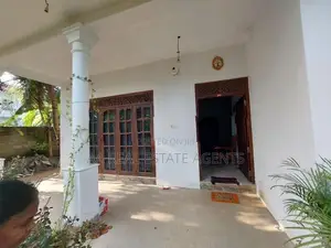 Two Storey House for Sale in Kotikawatta