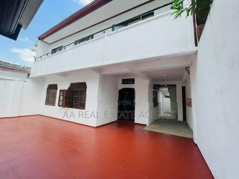 Two Storey House for Sale in Wellampitiya