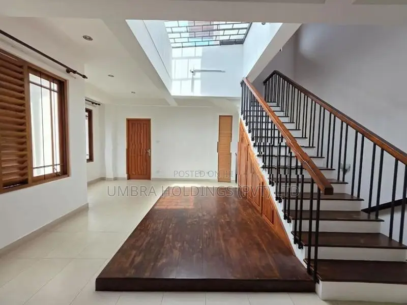 Luxury House For Rent In Rajagiriya - 4084U