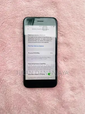 Apple iPhone SE 2 128GB (Used)
