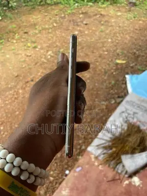 Apple iPhone 11 Pro (Used)