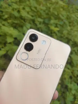 Vivo Y200 5G 8/256 (Used)