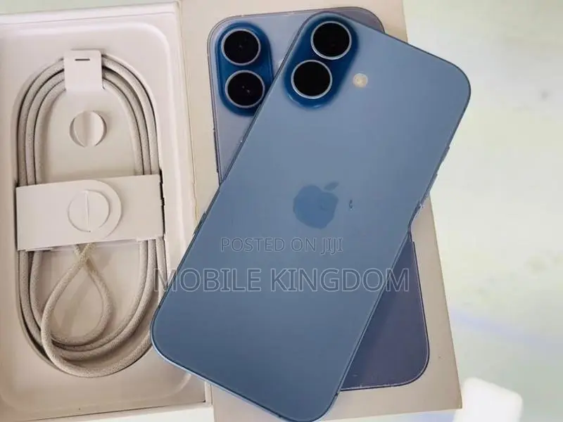 Apple iPhone 17 256GB (Used)