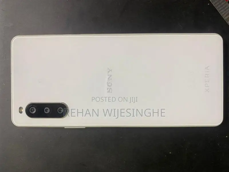 Sony Xperia 10 II (Used)