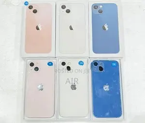 Apple iPhone 13 128GB (Refurbished)