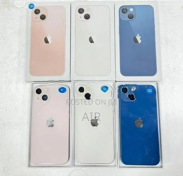 Apple iPhone 13 128GB (Refurbished)