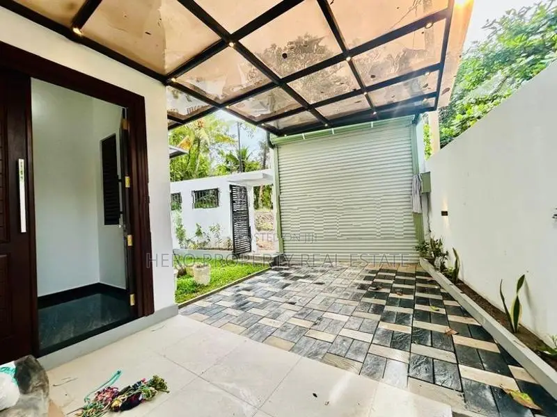 Brand New Single Story House for Sale in Thalawathugoda Hokandara