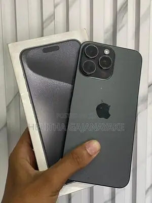 Apple iPhone 15 Pro Max 256GB (Used)
