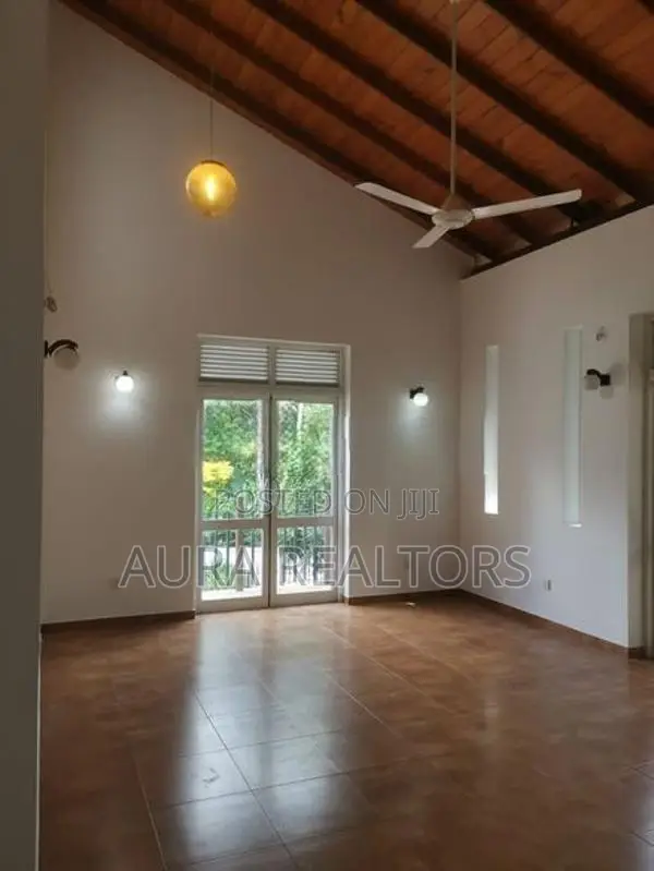 4 Bedrooms 3 Storeys House For Sale In Pelawatte (P-373) Battaramulla