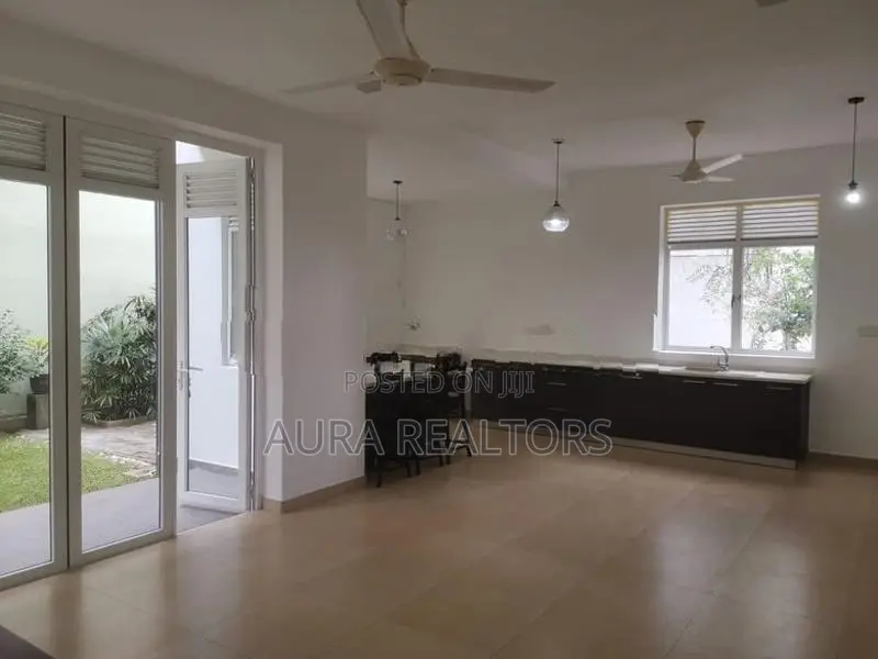 4 Bedrooms 3 Storeys House For Sale In Pelawatte (P-373) Battaramulla