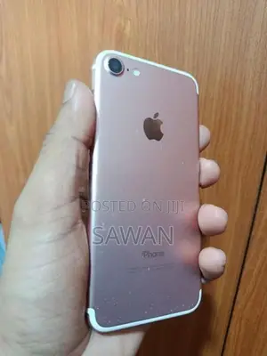 Apple iPhone 7 128GB (Used)