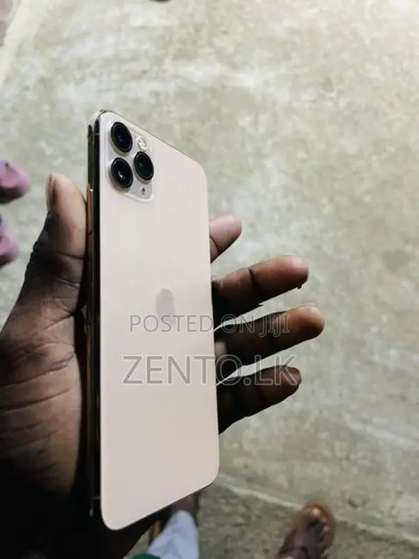 Apple iPhone 11 Pro Max (Used)