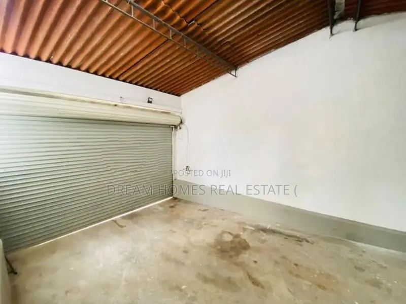 Modern 2-Story House For Rent In Thalawathugoda Wali Para