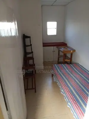 Room For Rent - Girl Only In Panadura
