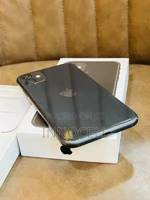 Apple iPhone 11 128GB (Used)