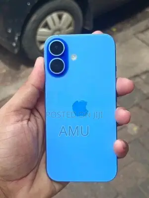 Apple iPhone 16 (Used)