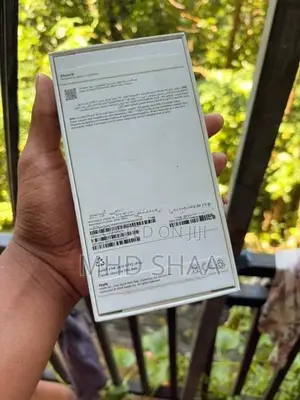 Apple iPhone 16 (Used)